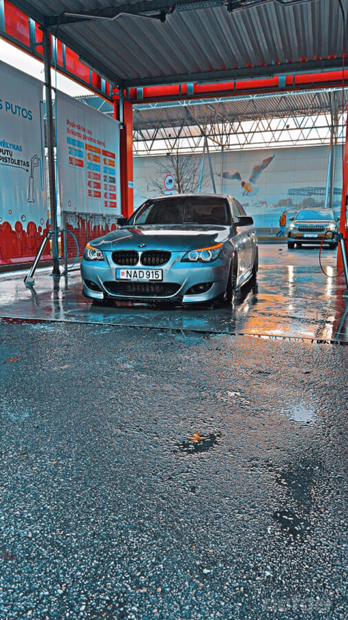 BMW 5 Series E60/E61 Sedan