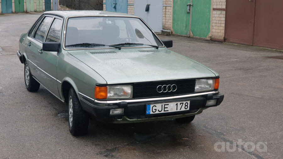 Audi 80 B2 Sedan
