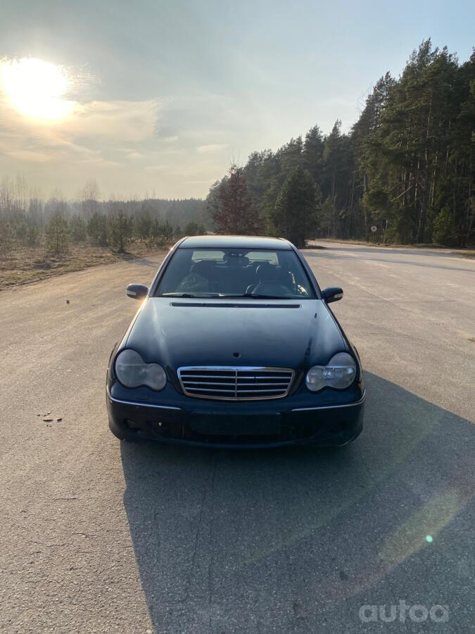 Mercedes-Benz C-Class W203/S203/CL203 Sedan 4-doors