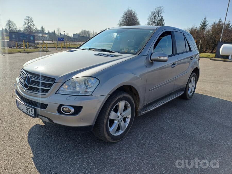 Mercedes-Benz M-Class W164 Crossover 5-doors