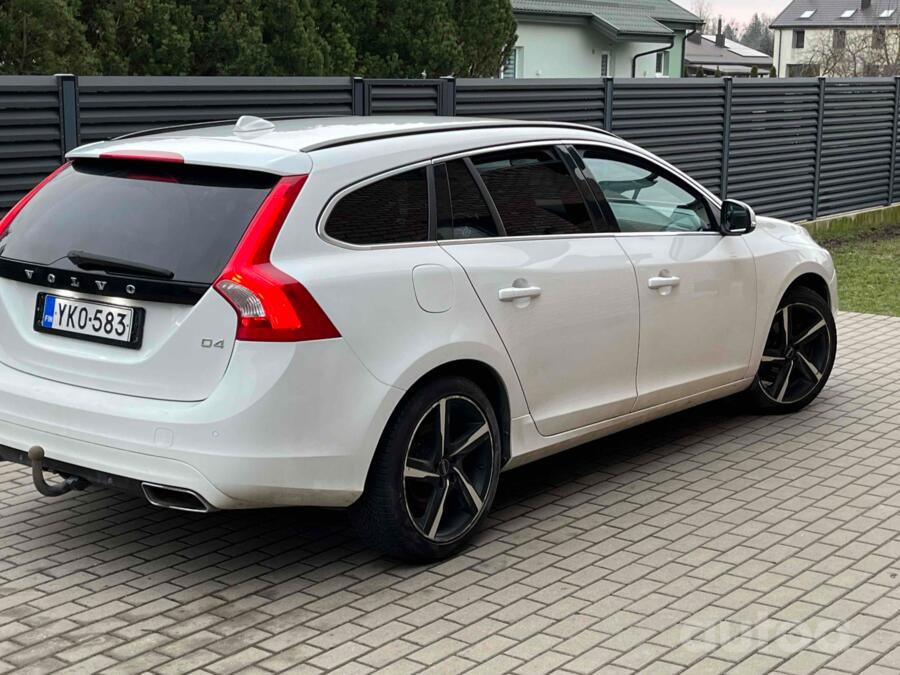 Volvo V60