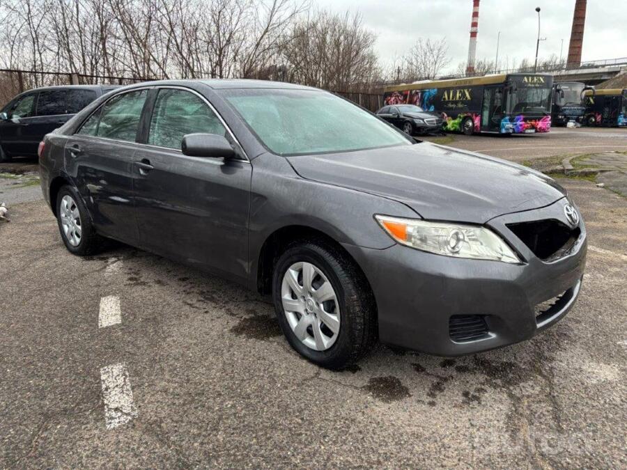 Toyota Camry XV40 [restyling] Sedan 4-doors