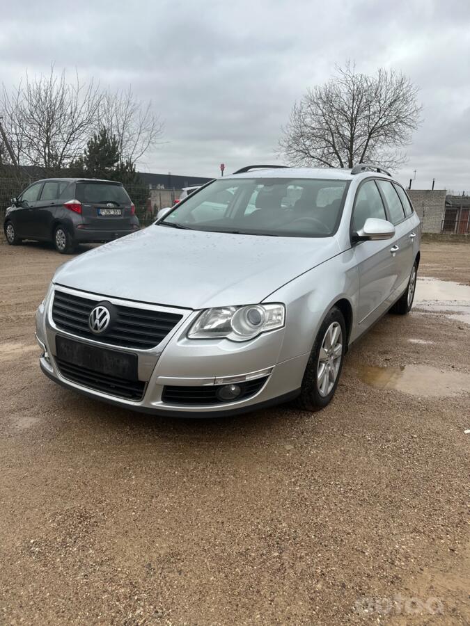 Volkswagen Passat B6 wagon 5-doors