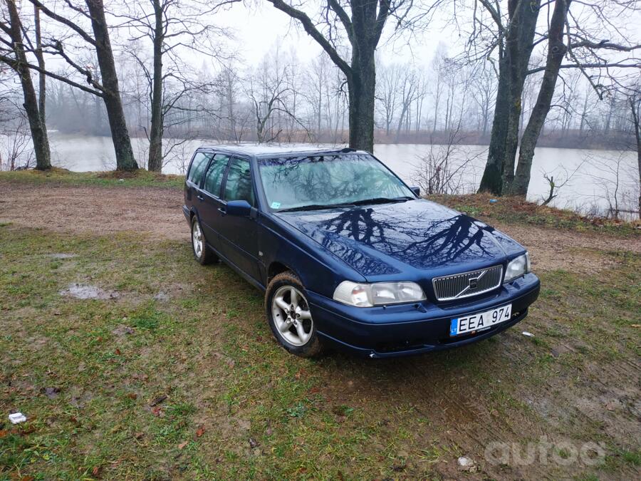 Volvo V70 1 generation R wagon 5-doors