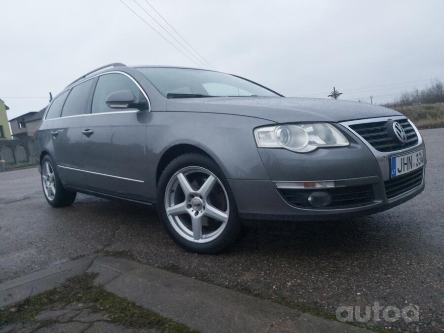 Volkswagen Passat B6 wagon 5-doors