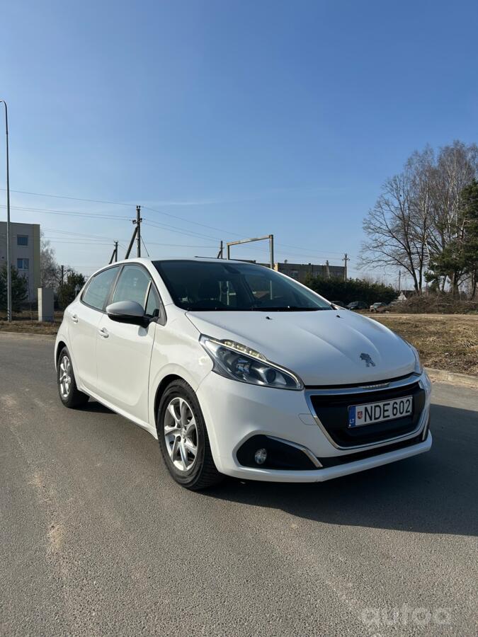 Peugeot 208 1 generation [restyling]