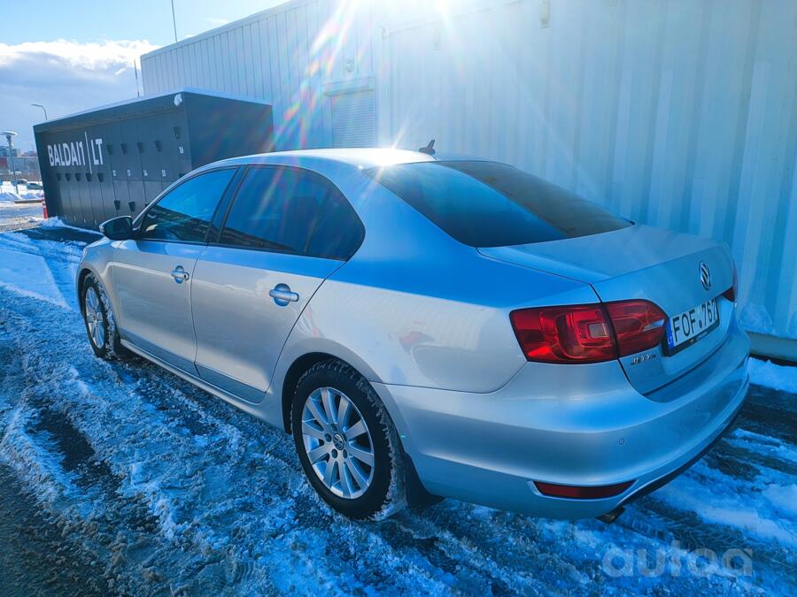 Volkswagen Jetta 6 generation Sedan