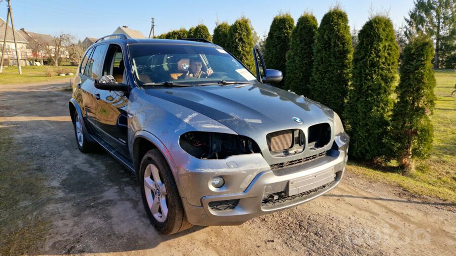 BMW X5 E70 Crossover