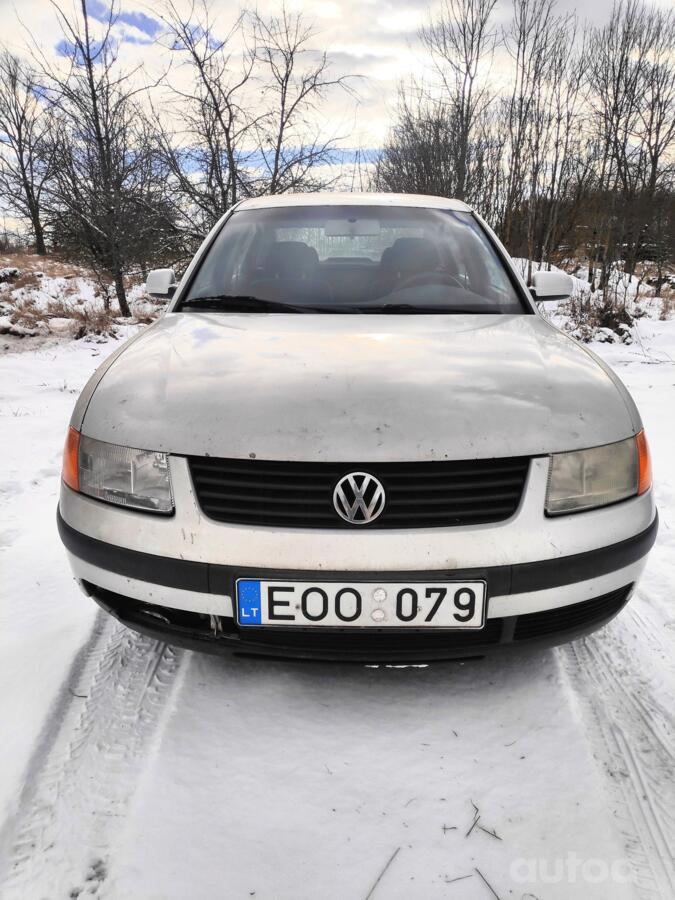 Volkswagen Passat B6 Sedan 4-doors