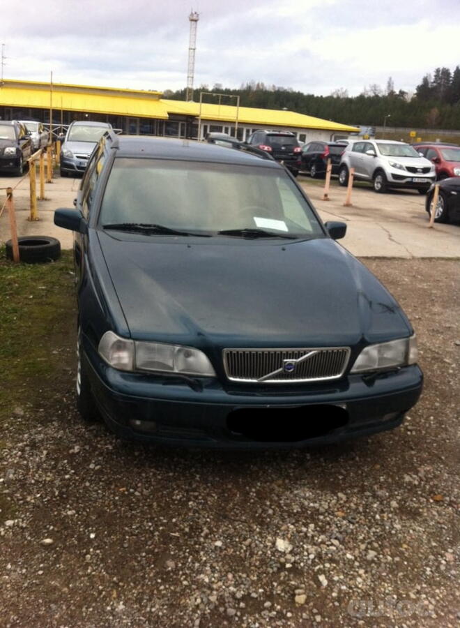 Volvo V70 1 generation wagon