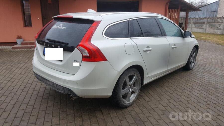 Volvo V60 1 generation wagon