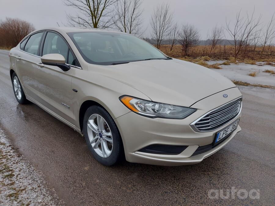 Ford Fusion (North America) 2 generation [restyling] Sedan