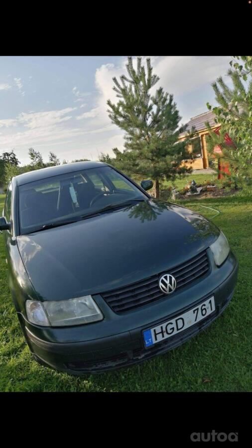 Volkswagen Passat B5 Sedan 4-doors
