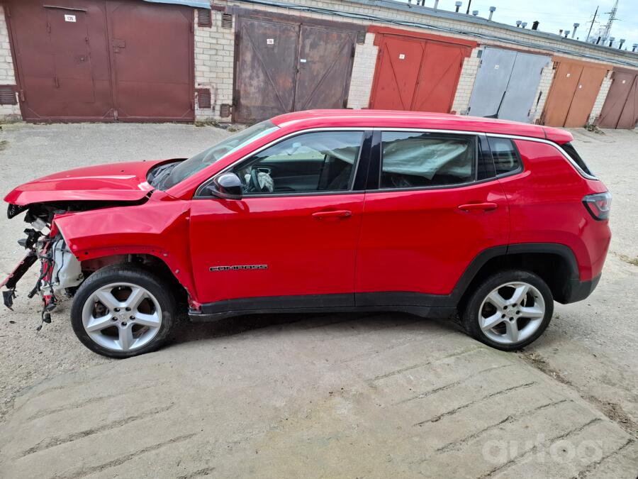 Jeep Compass 2 generation Crossover