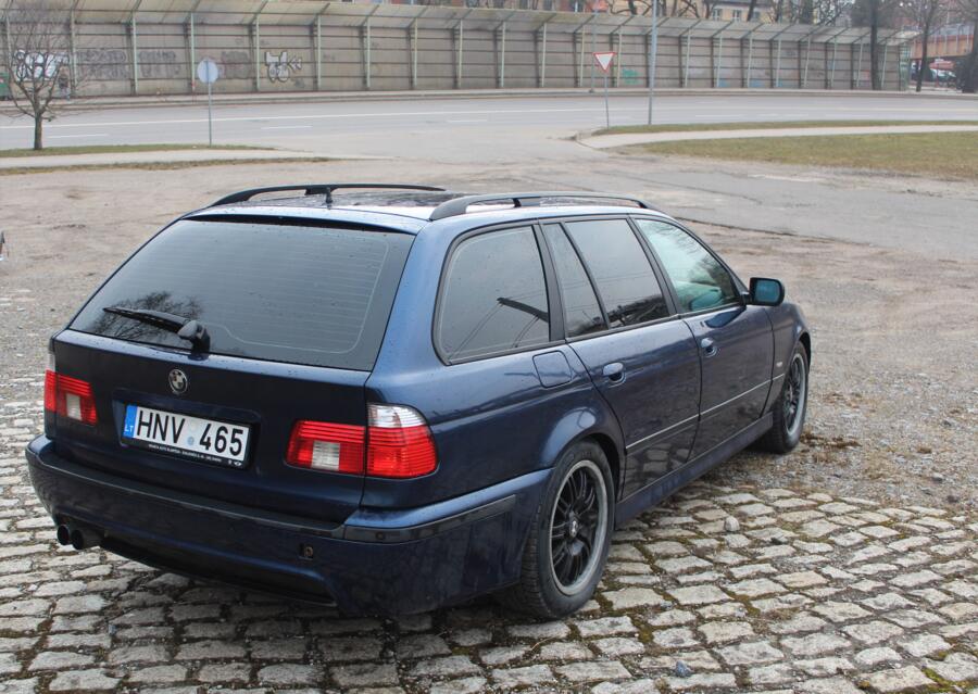 BMW 5 Series E39 Touring wagon