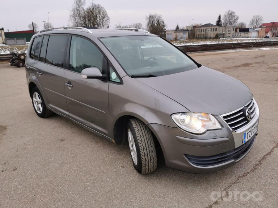 Volkswagen Touran 1 generation [restyling] Minivan 5-doors