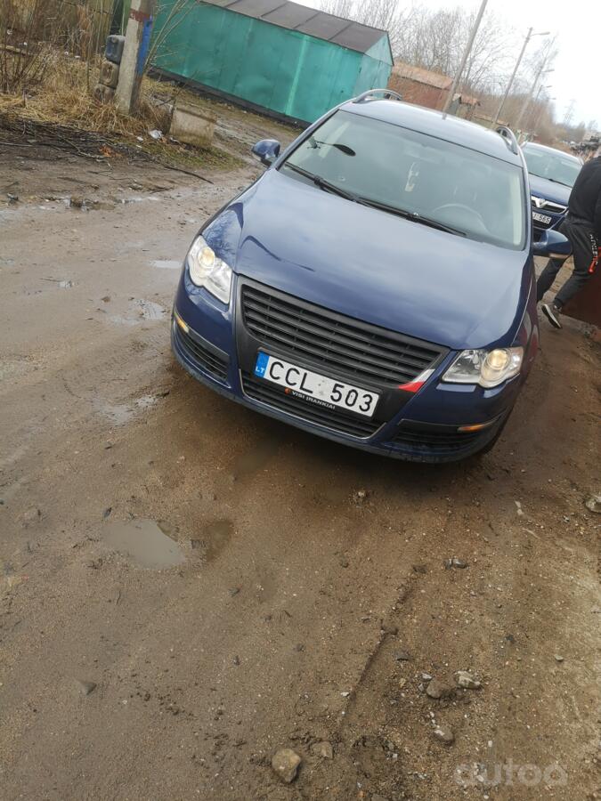Volkswagen Passat B6 wagon 5-doors
