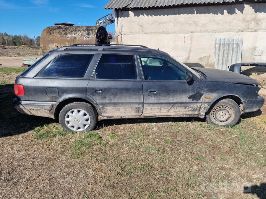 Audi A6 A4/C4 wagon