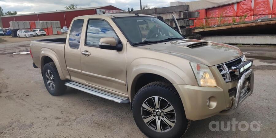 Isuzu D-Max 1 generation [restyling] Pickup