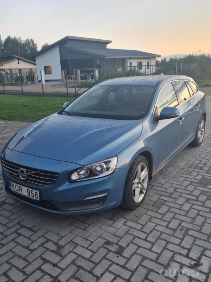 Volvo V60 1 generation [restyling] wagon 5-doors