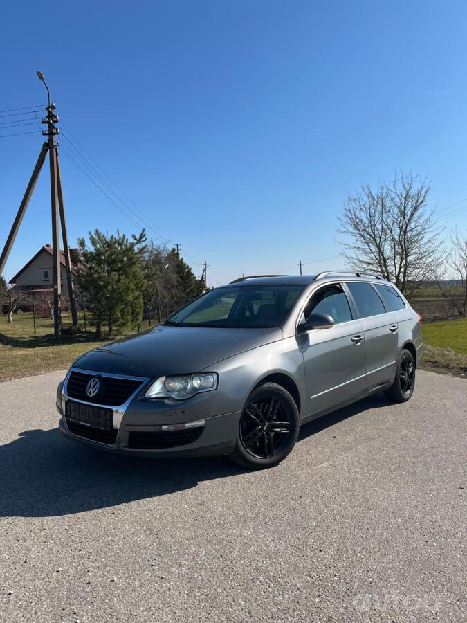 Volkswagen Passat B6 wagon 5-doors