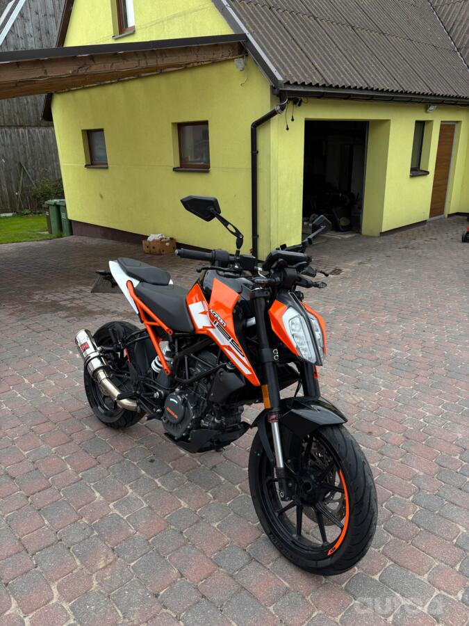 KTM Duke