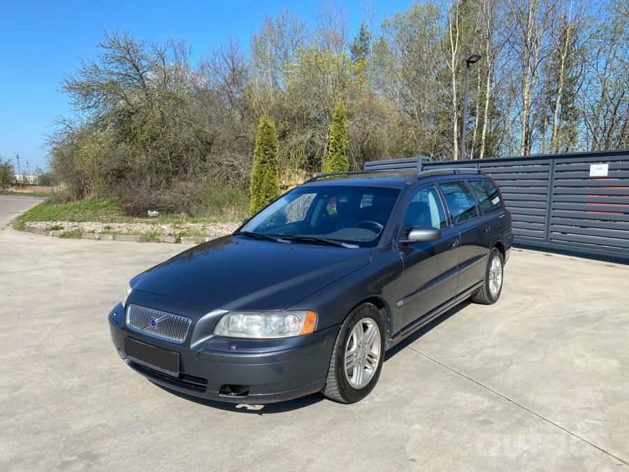 Volvo V70 2 generation [restyling] wagon 5-doors