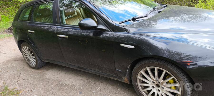 Alfa Romeo 159 1 generation Sportwagon wagon
