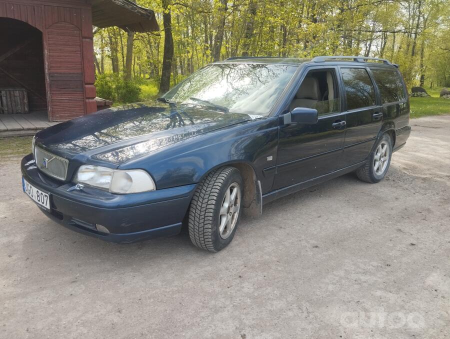 Volvo V70 1 generation R wagon 5-doors