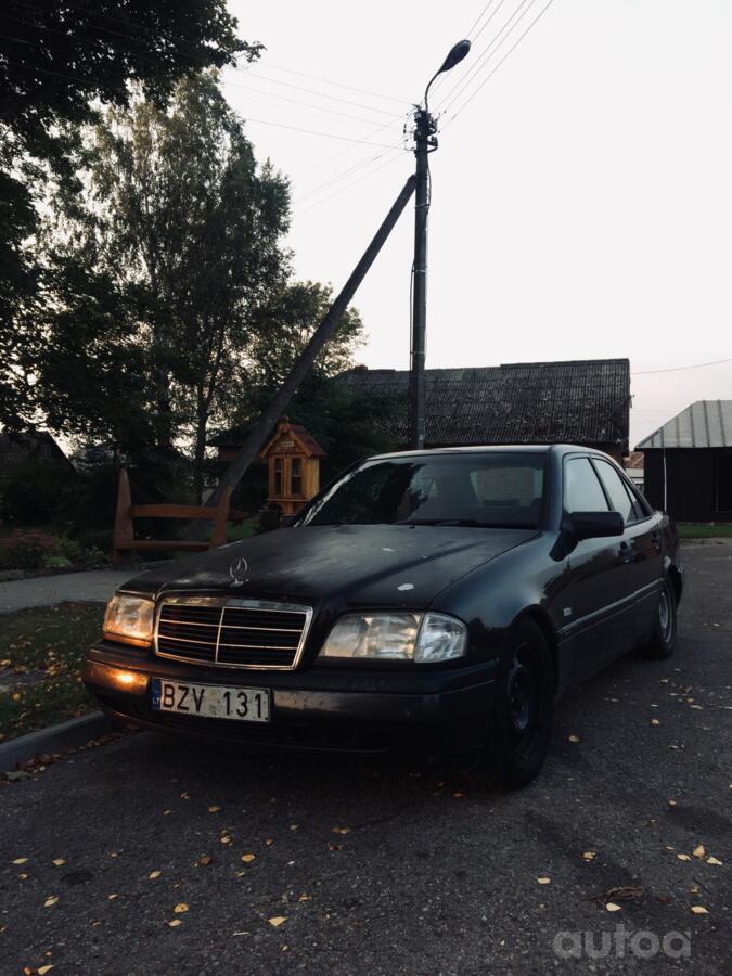 Mercedes-Benz C-Class W202/S202 Sedan