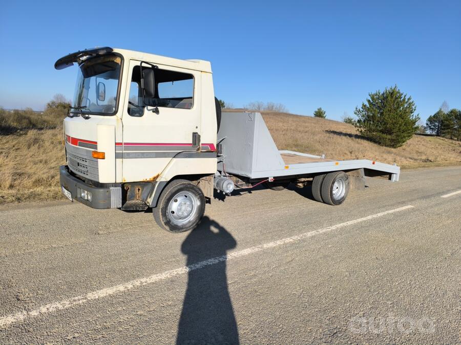 Nissan AD 1 generation