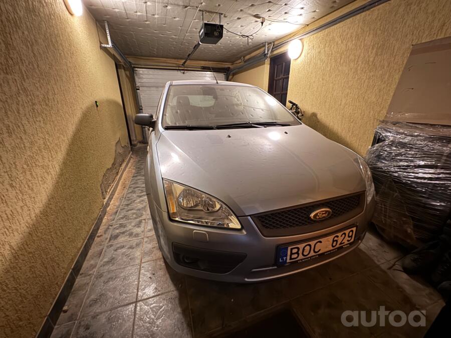 Ford Focus 2 generation Hatchback 5-doors