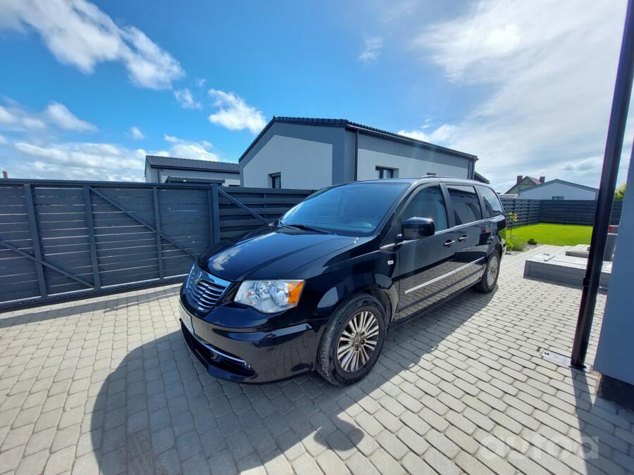 Lancia Voyager [restyling]