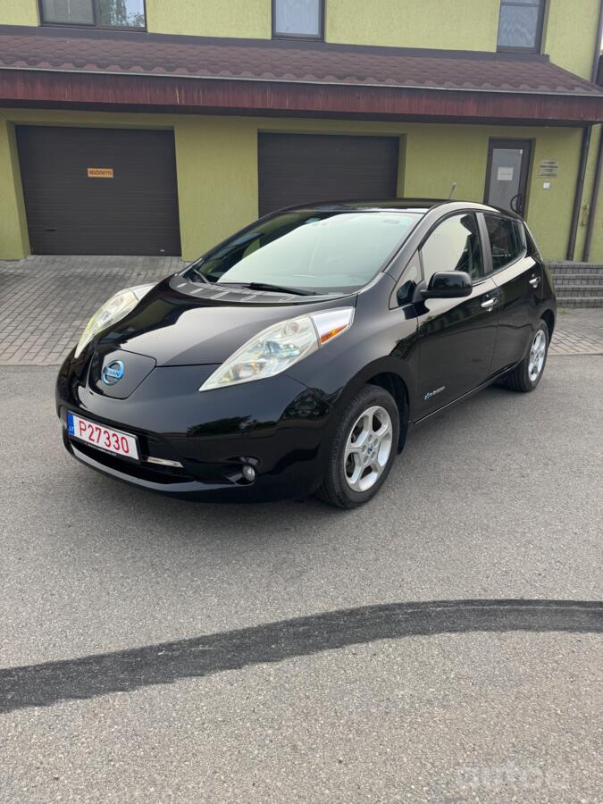 Nissan Leaf 1 generation Hatchback