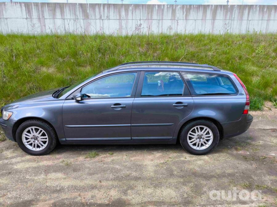 Volvo V50