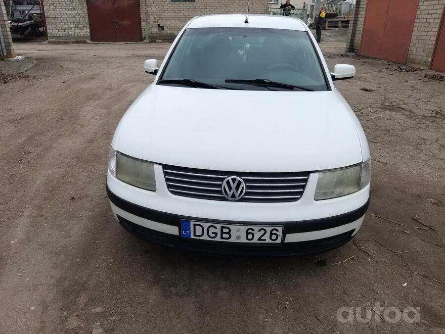 Volkswagen Passat B5 Sedan 4-doors