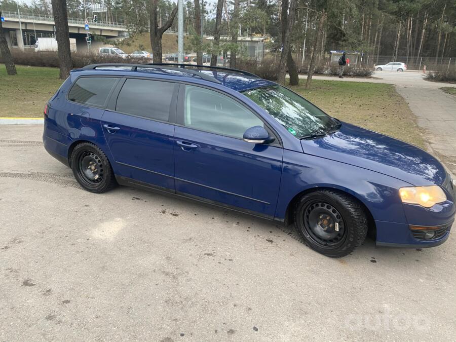 Volkswagen Passat B6 wagon 5-doors