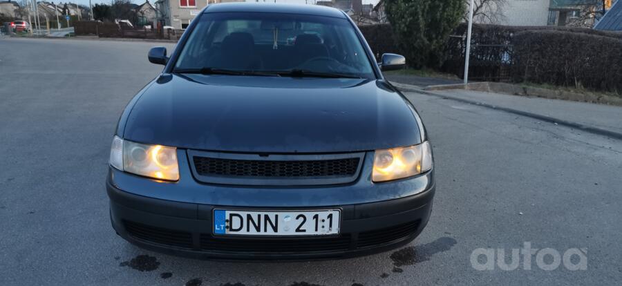 Volkswagen Passat B5 Sedan 4-doors