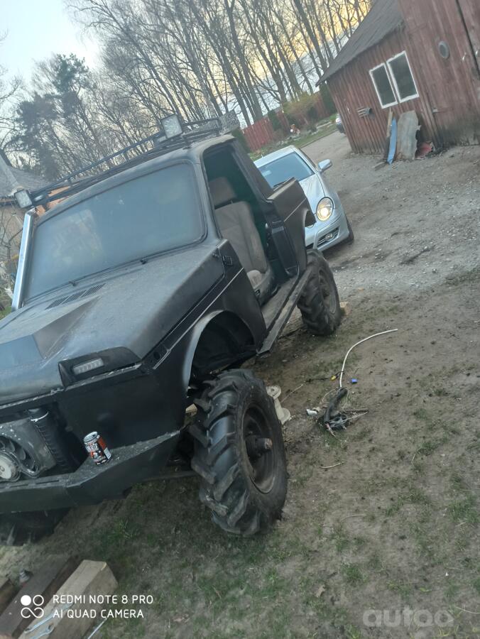VAZ (Lada) 4x4 1 generation SUV