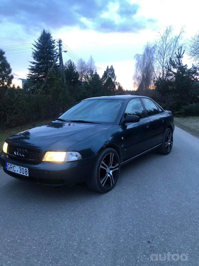 Audi A4 B5 Sedan