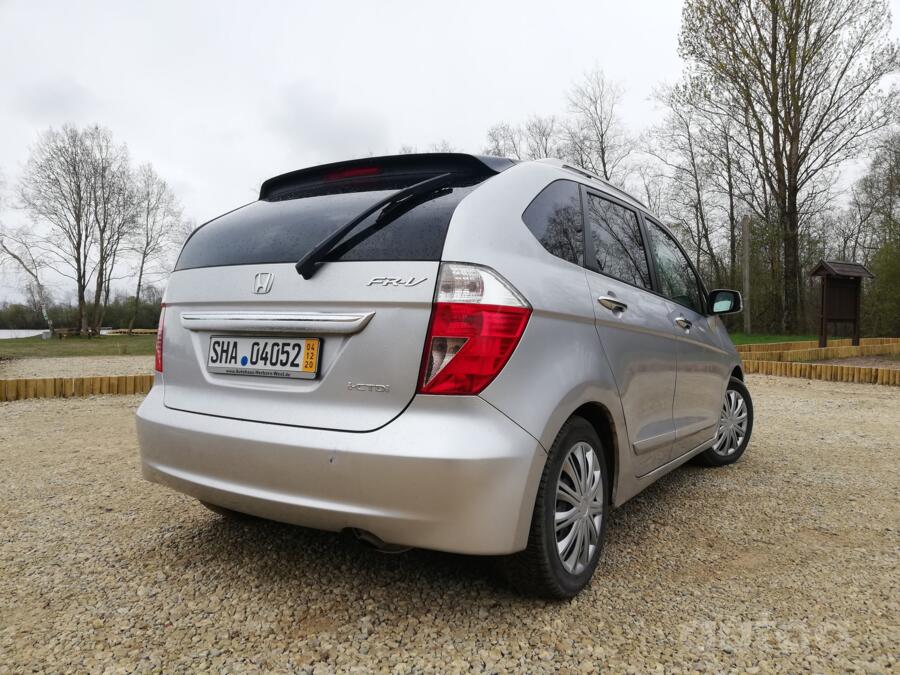 Honda FR-V 1 generation Minivan