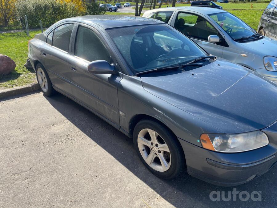 Volvo S60 1 generation [restyling] Sedan