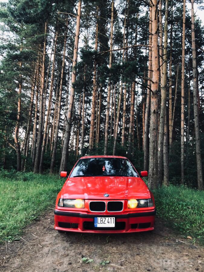 BMW 3 Series E36 Sedan
