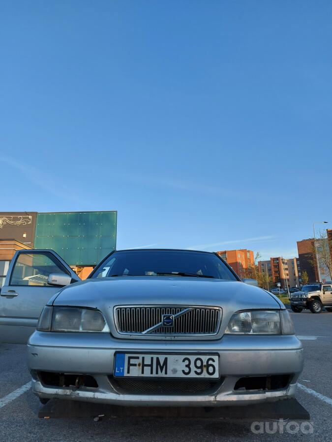 Volvo V70 1 generation wagon