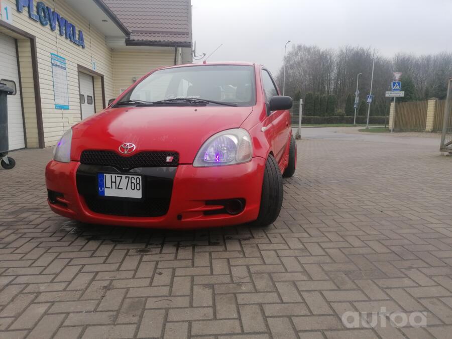 Toyota Yaris 1 generation