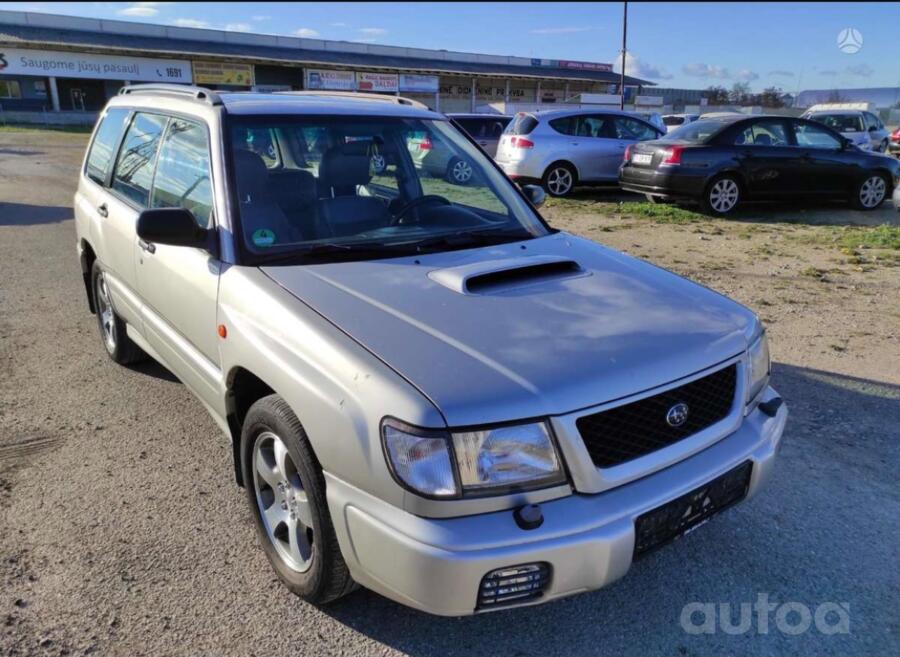 Subaru Forester 1 generation JP-spec crossover 5-doors