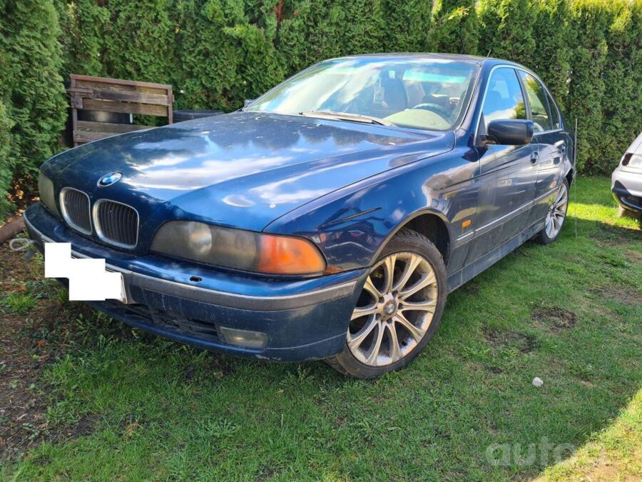 BMW 5 Series E39 Sedan 4-doors