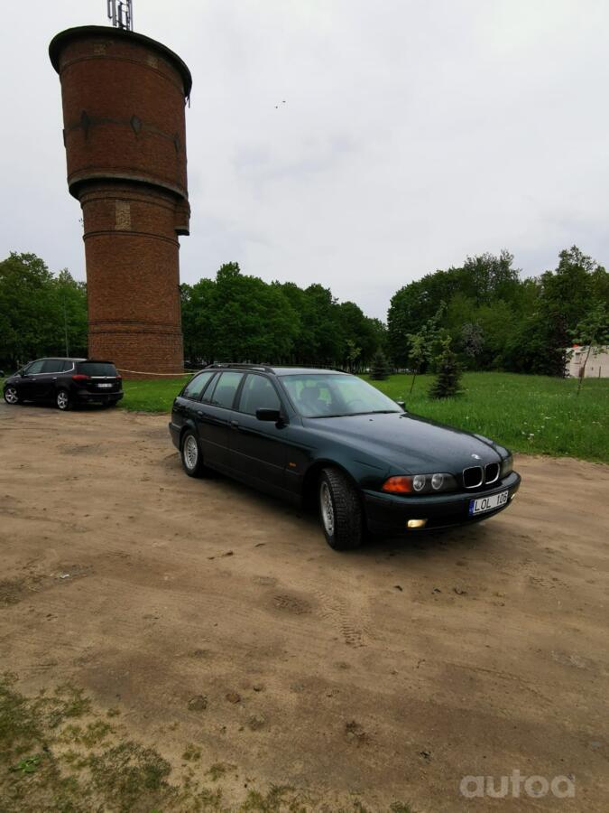 BMW 5 Series E39 Touring wagon