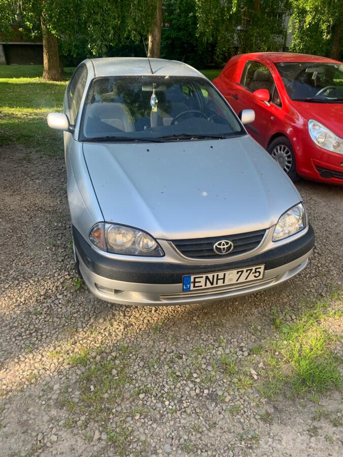 Toyota Avensis 1 generation [restyling] Hatchback