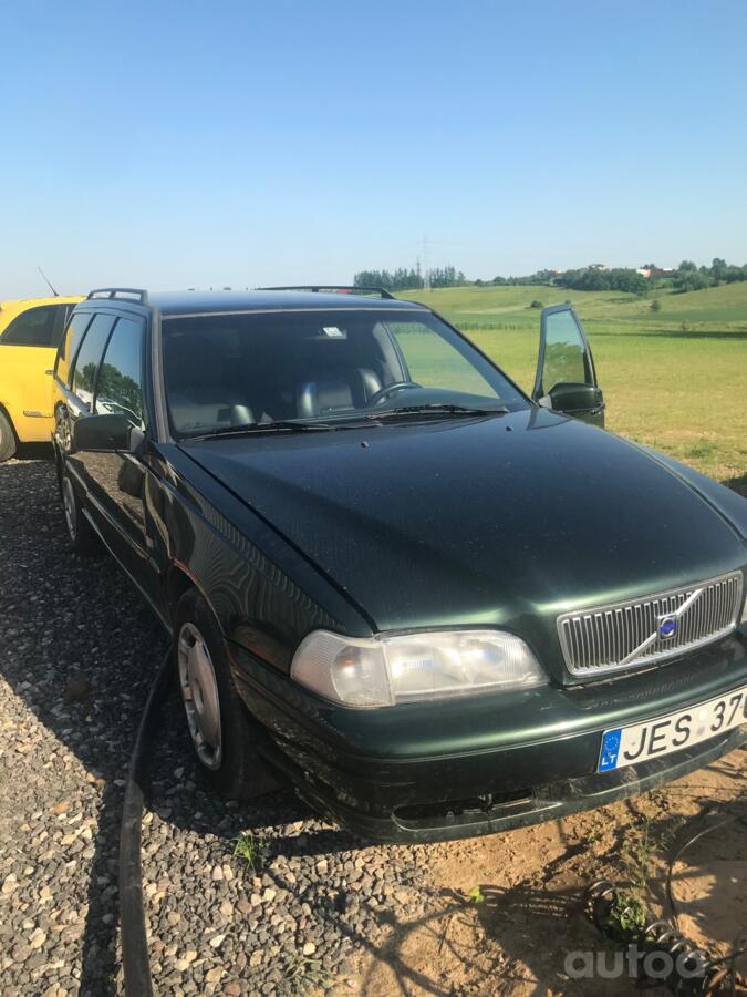 Volvo V70 1 generation wagon